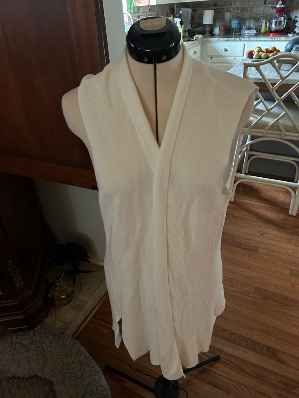 Cyrus Cream Sleeveless Open-Front Knit Cardigan